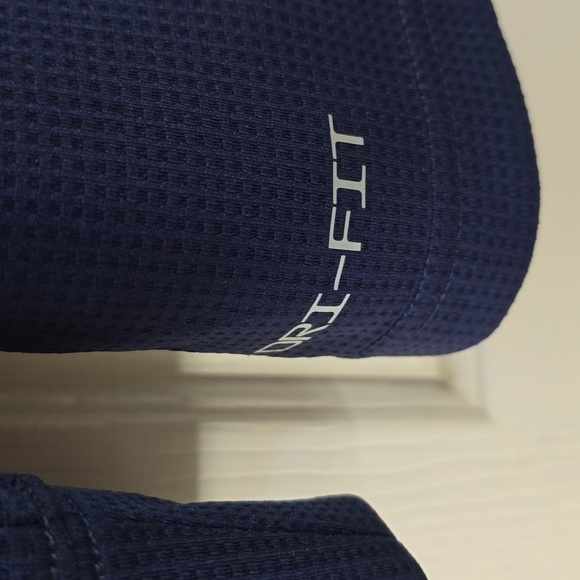 NIKE BRAND SIGNATURE BOYS BLUE PULLOVER HOODED SHIRT SIZE MEDIUM - Picture 7 of 9